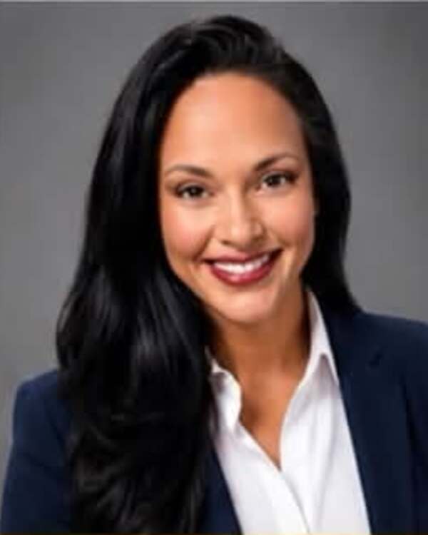 Rina, Realtor