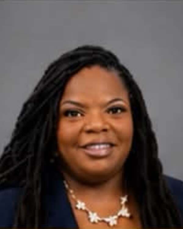 Sandra, Realtor